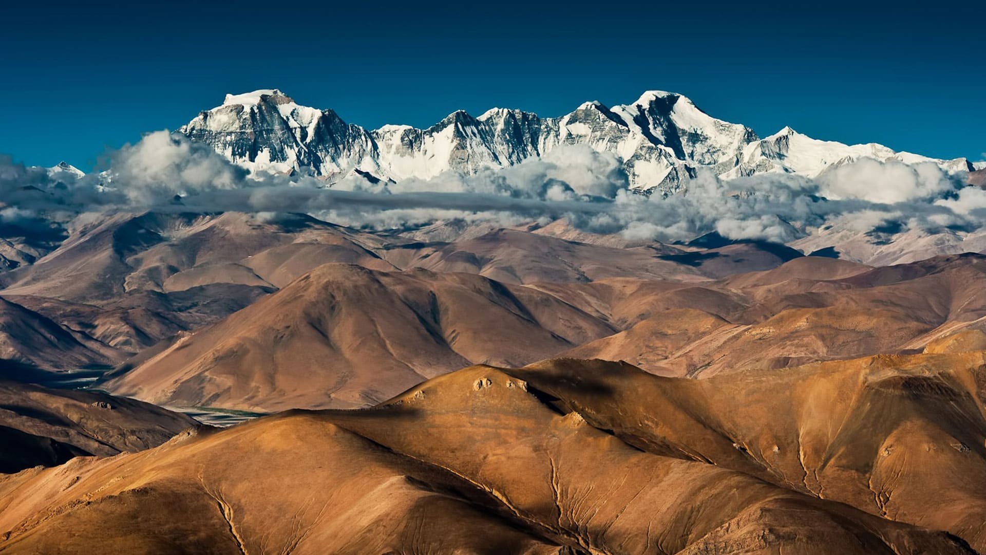 Ascent of Cho Oyu
